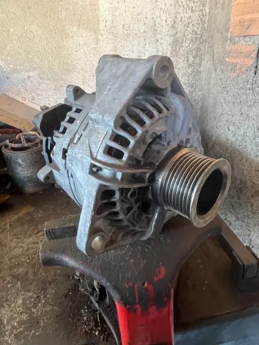 ALTERNADOR 80A 24V - VW - MERCEDES