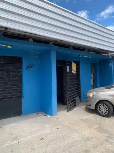 Aluga-se ponto comercial