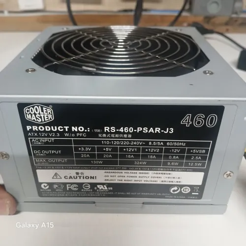 Vendo essa fonte de pc da marca cooler master 460w semi nova funcionando 100%