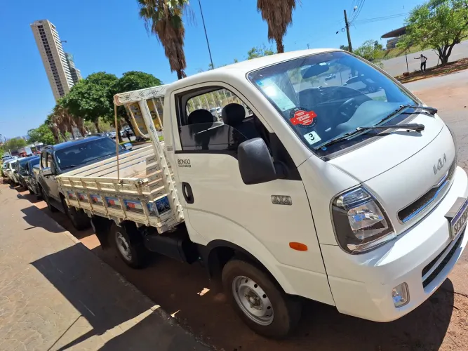 Kia bongo concervado 4x4 fon *