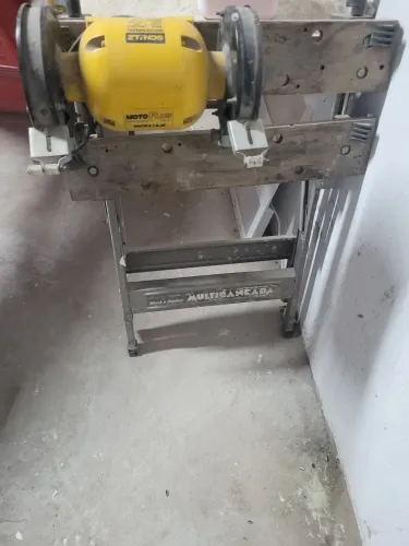 Esmeril com bancada desmontável!