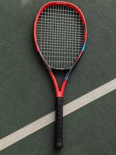 Raquete de Tênis Yonex VCORE 100 300g Original Made in Japan 16x19 Spin