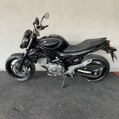 SUZUKI GLADIUS