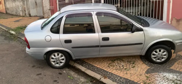 Chevrolet Corsa SED Class.life 1.0/1.0 Flexpower (álcool) 2006