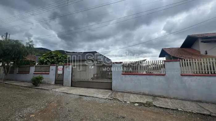 Terreno com 1.001m²