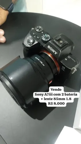 Vendo Câmera Sony A7iii + lente 85mm