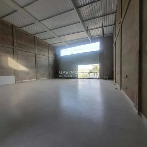 Salão comercial com 270,32 m² para locação no bairro Jardim Nova Veneza de Indaiatuba/SP.