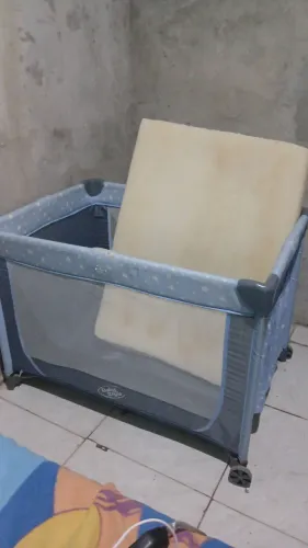 Berço/ xiqueirinho com colchão e trocador
