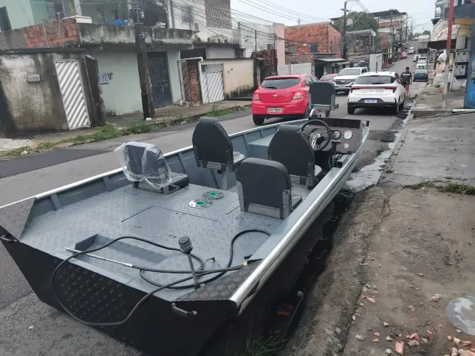 Bote de Pesca / Bass Boat, 6x1,80x0,75/ Fabricamos