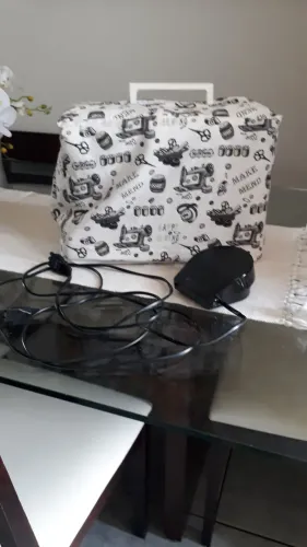 Máquina de costura doméstica 