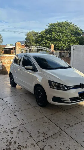 Volkswagen Fox Bluemotion 1.0 MI Total Flex 12V 5P 2015