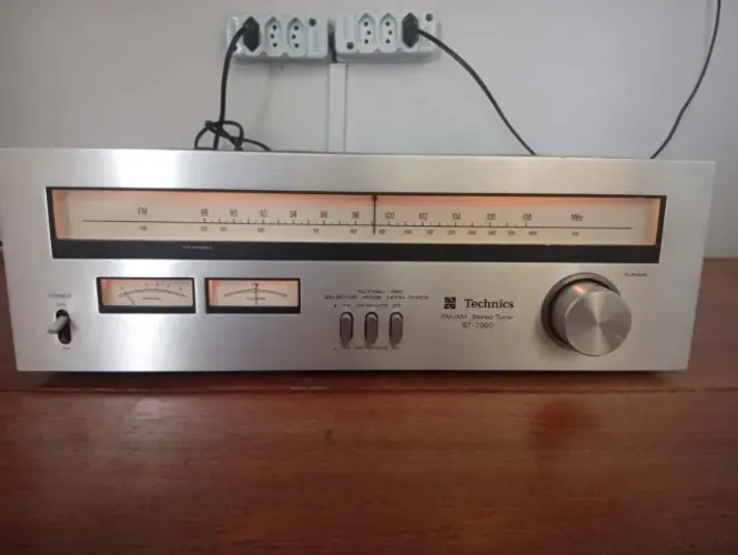TUNER TECHNICS ST-7300 SINTONIZADOR AM-FM