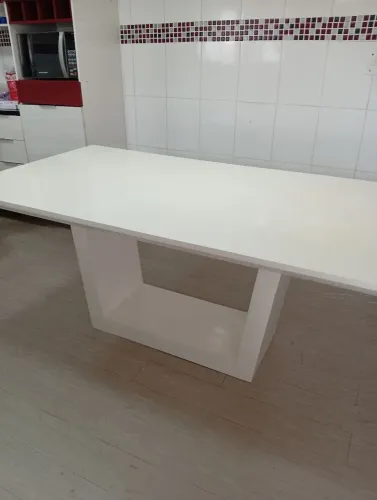 Mesa Laqueada Sob medida