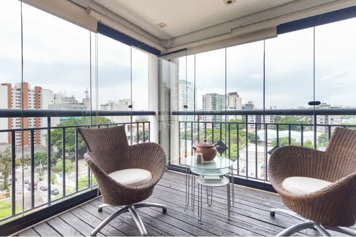 Apartamento à venda em São Paulo, Campo Belo, com 2 quartos, 105m²