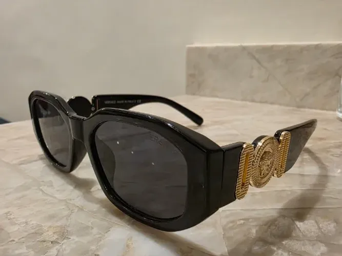 óculos de sol preto lentes cinza vintage