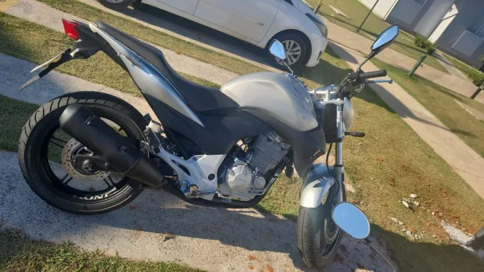 Vendo Moto CB300r