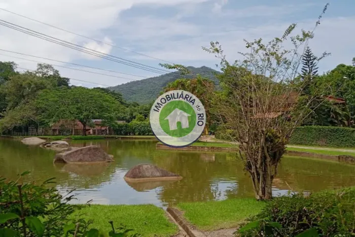 Ótima casa em Guapimirim com 3 suítes!