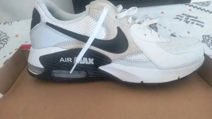 Tênis Nike branco Air Max 