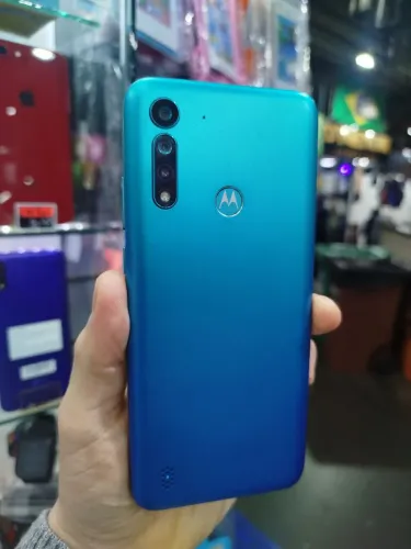 Smartphone Motorola Moto G8 Power light 