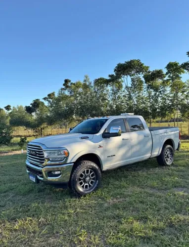 Ram 3500 Limited Longhorn 6.7 TB CD Diesel 2024