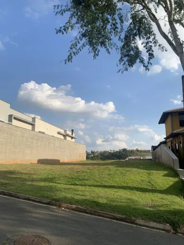 Terreno plano em condomínio venda com 507 m2 em Condomínio Villa Ravenna - Itatiba - SP
