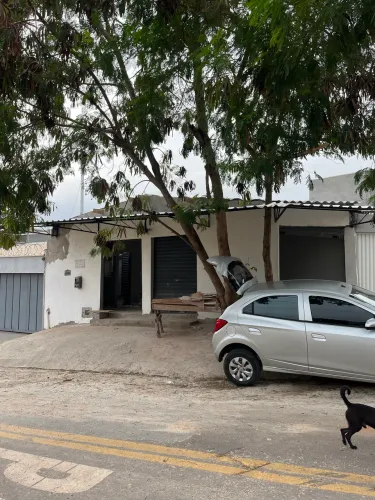 Alugo sala comercial Parque dos buritis senador Canedo 