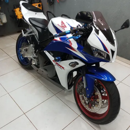 Vendo CBR 600RR