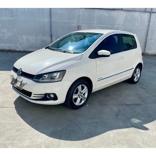 Volkswagen Fox Highline 1.6 Flex 16V 5P 2016