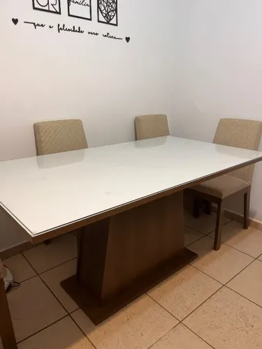 Mesa com cadeiras 120x90