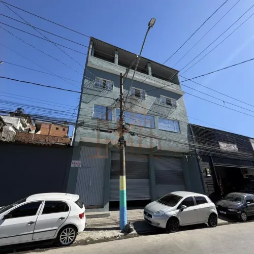 Sobrado de Alto Padrão, na Avenida General Penha Brasil disponível para locação.