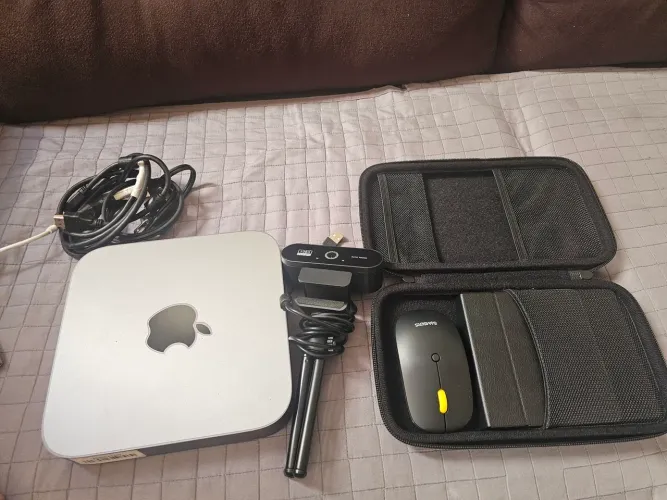 Mac mini 2018 (Intel Core i7 / 32GB RAM / 512GB SSD) <br>