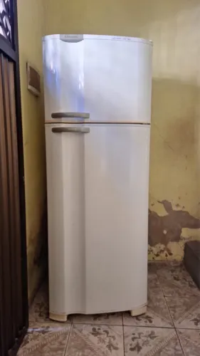 Vendo geladeira duplex eletrolux dc49a 462 L