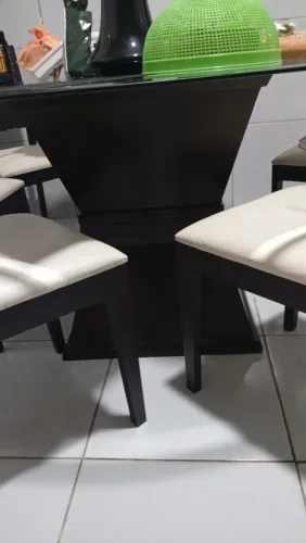 Conjunto de mesa de jantar com seis cadeiras + mesa de centro para sala