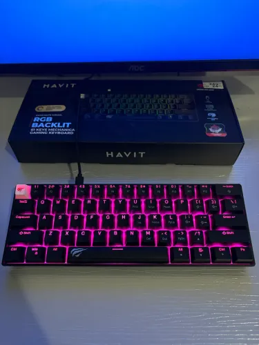 Teclado mecânico 60%