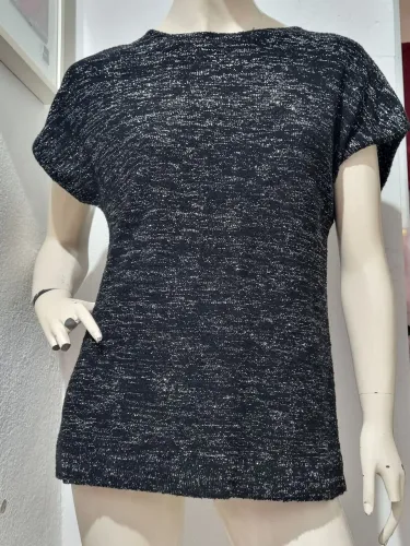 Blusa com muito brilho