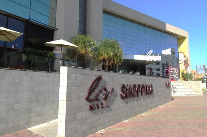Sala no Shopping Liv Mall com 68 m², posição leste vista mar, Jardim Oceania-João Pessoa-P