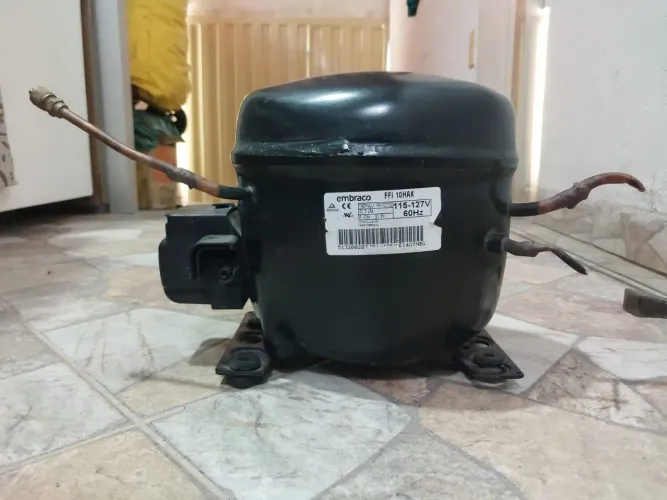 Compressor de geladeira Embraco FFI 10HAK 115-127V 60Hz