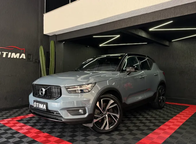Volvo XC40 XC 40 T-5 Híbrido R-design 1.5 262cv FWD 2021