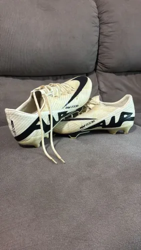 Chuteira (Mercurial) original da Nike