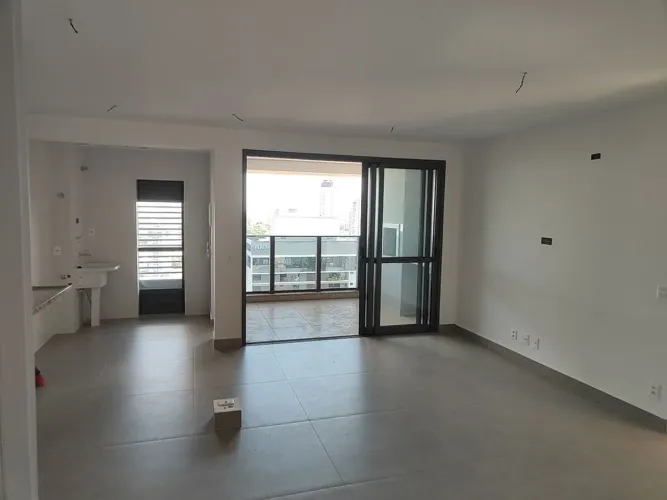 Apartmento novo na Zona 3 - com