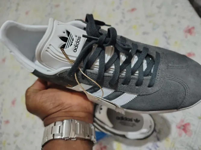 Adidas gazelle n40