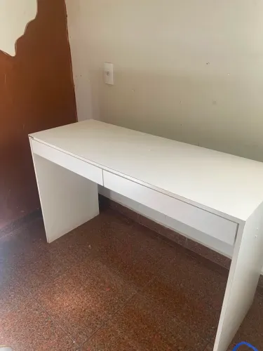 Mesa escrivaninha