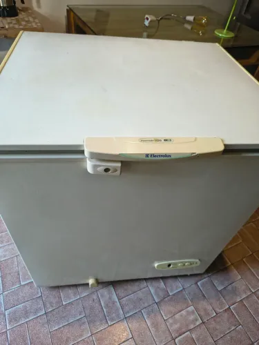 Freezer/conservador eletrolux