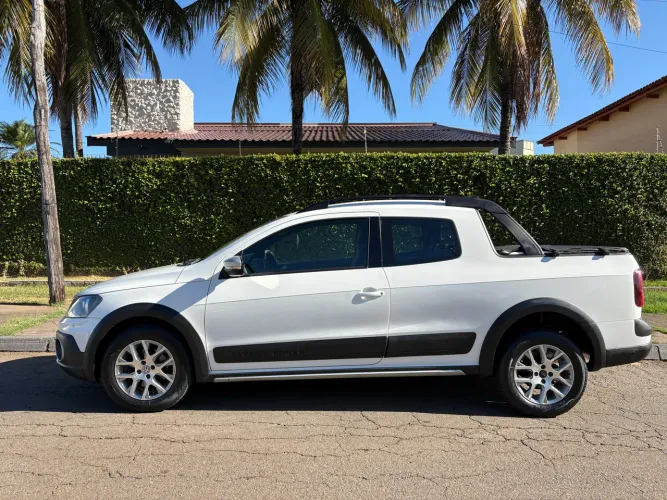 Volkswagen Saveiro Cross 1.6 T.flex 16V CD 2016