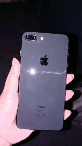 iPhone 8 Plus