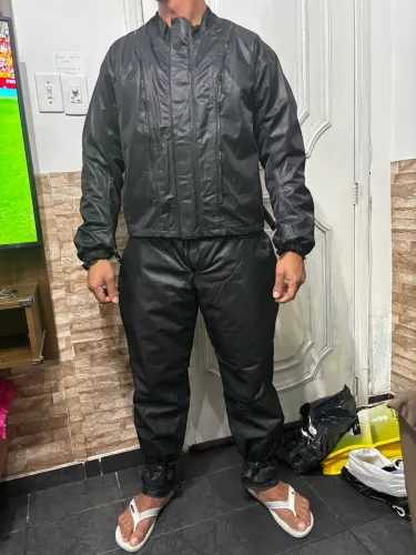 Conjunto corta vento térmico para moto