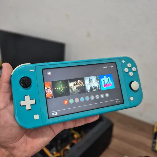 Nintendo Switch Lite Ciano MicroSD 128GB - Aceito cartão e entrego