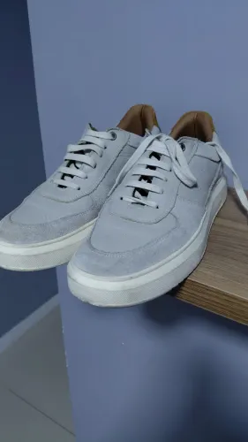 Sapatos de couro Sérgios/ consigo fazer 300 se vinher na hora