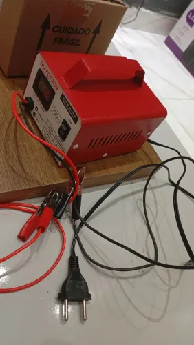 Carregador de bateria automotivo nova não entrego