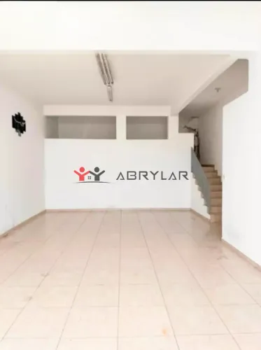 Salão para alugar em Jundiaí, Parque Cidade Jardim II, com 67 m²